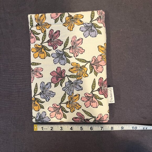 Tablet / eReader Case - Picture 2 of 4